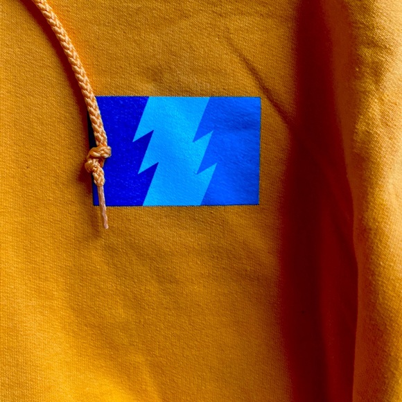 The Hundreds bright yellow pullover hoodie size XL. - Picture 3 of 4